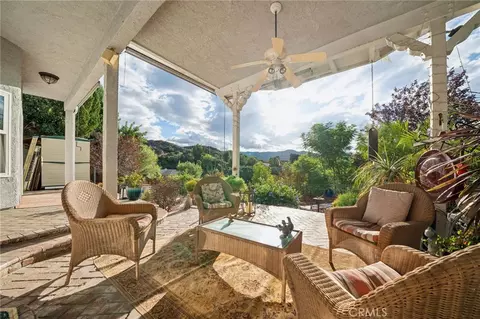 Exterior - 25053 Wheeler Rd, Newhall, CA 91321 photo 7 of 17