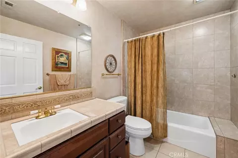 Bath - 25053 Wheeler Rd, Newhall, CA 91321 photo 4 of 5