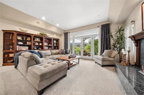 Living - 25053 Wheeler Rd, Newhall, CA 91321 photo 3 of 5