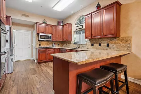 Kitchen - 25053 Wheeler Rd, Newhall, CA 91321 photo 1 of 4