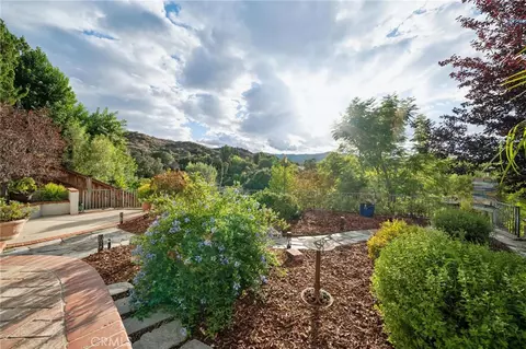 Exterior - 25053 Wheeler Rd, Newhall, CA 91321 photo 8 of 17