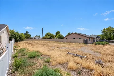 38545 4th St, Palmdale, CA 93550 photo 2