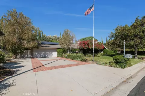 19415 Kinzie St, Northridge, CA 91324