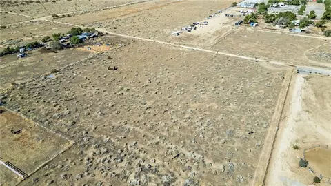 1 Avenue T-4, Palmdale, CA 93550 photo 12