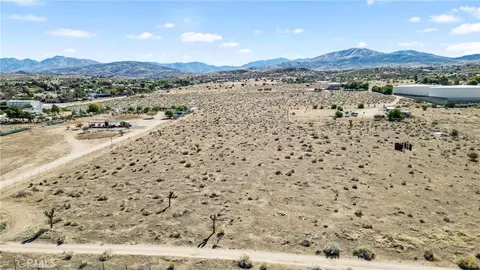 1 Avenue T-4, Palmdale, CA 93550 photo 6