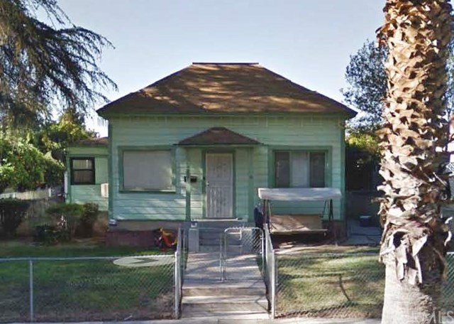 4276 4th St, Riverside, CA 92501 photo 1