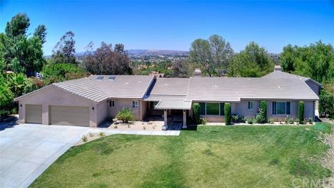 30190 Via De La Mesa, Temecula, CA 92591 photo 1