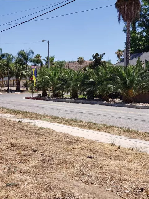 7 Main St, Lake Elsinore, CA 92530
