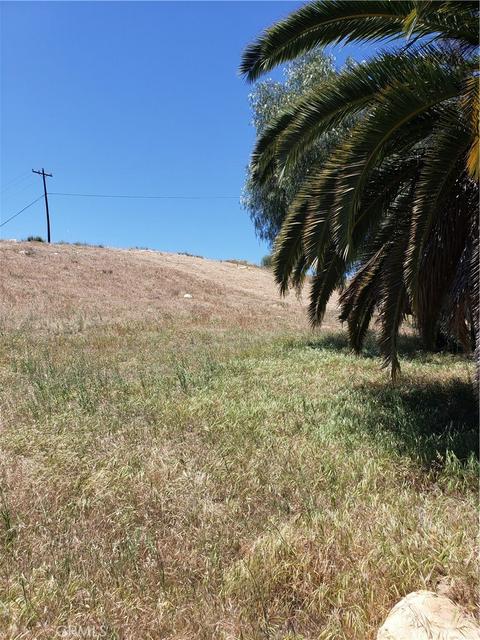 45 Stevens St, Lake Elsinore, CA 92530