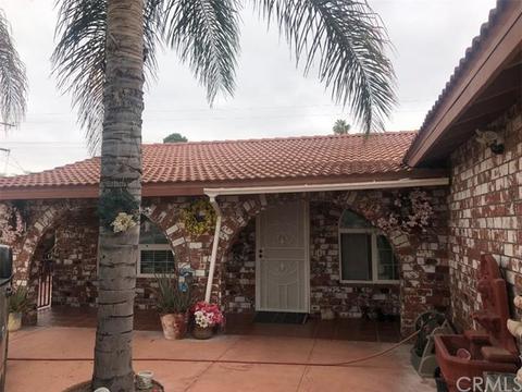 40826 Cavalier Dr, Hemet, CA 92544 photo 1