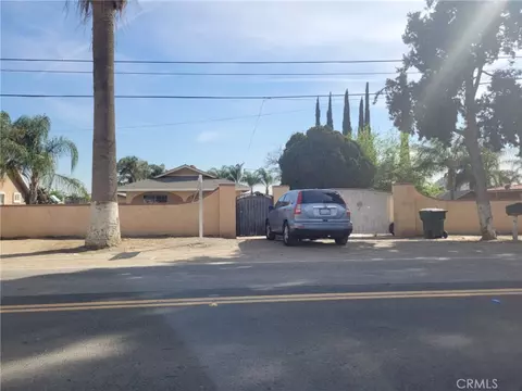 5258 El Rivino Rd, Jurupa Valley, CA 92509