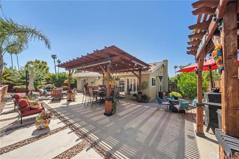 9540 Hermitage Ln, Riverside, CA 92503 photo 1