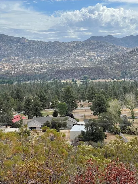 2 Goldshot Creek Rd, Mountain Center, CA 92561