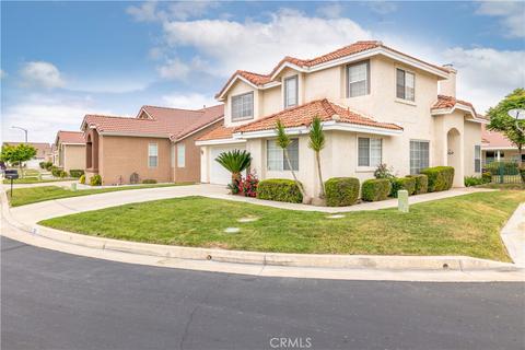 761 Zaphiro Ct, San Jacinto, CA 92583