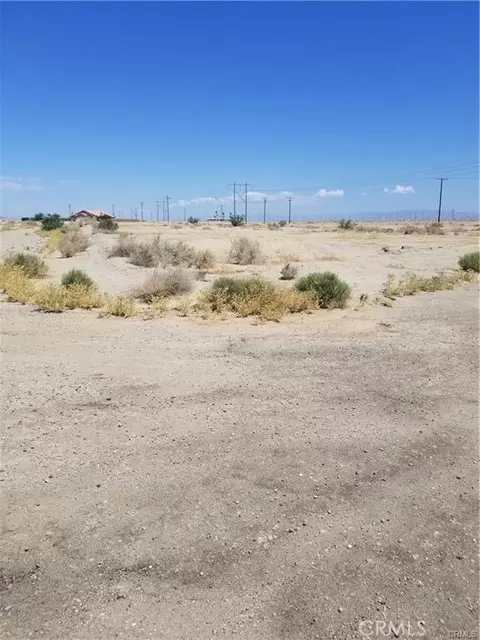 2560 S Marina Dr, Salton City, CA 92274