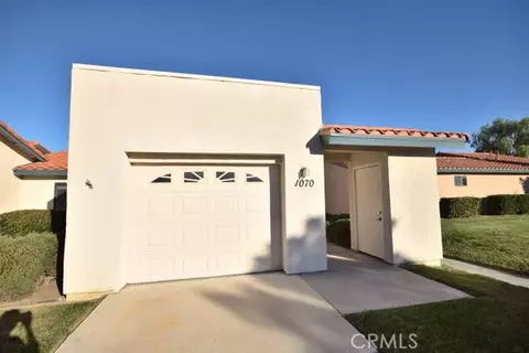 1070 Mountain View Dr, Hemet, CA 92545