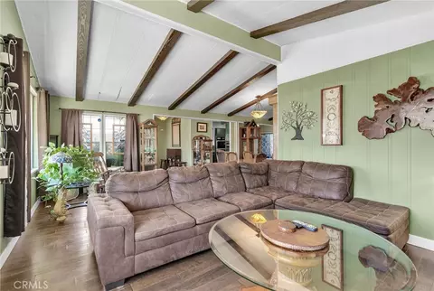 628 Seville Dr, Hemet, CA 92543