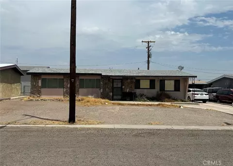 2021 Luna Vis, Needles, CA 92363 photo 1