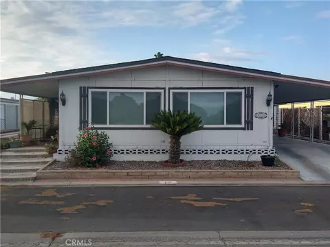 601 N Kirby St #410, Hemet, CA 92545