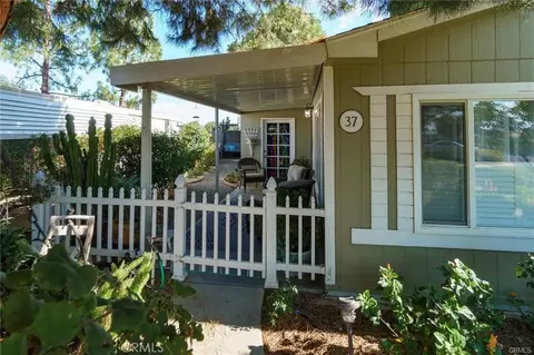 1250 N Kirby St #37, Hemet, CA 92545
