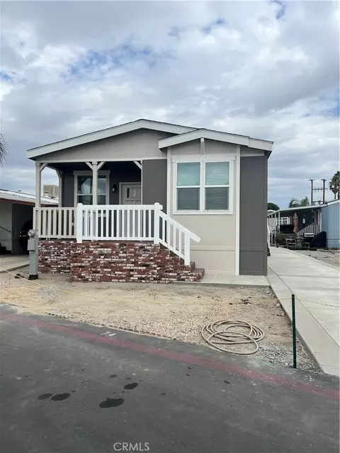 1445 W Florida Ave #74, Hemet, CA 92543