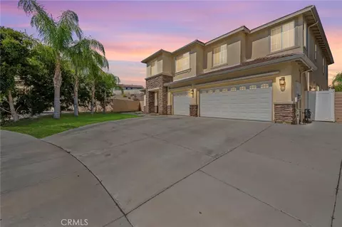 30423 White Fir Dr, Menifee, CA 92584