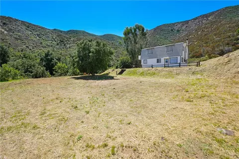 33864 Naranjo Dr, Lake Elsinore, CA 92530