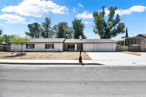 762 E Peach St, San Jacinto, CA 92583