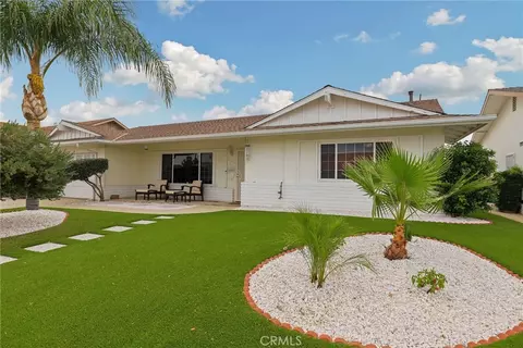 480 Whitney Dr, Hemet, CA 92543