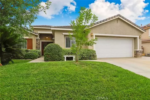 771 Shiraz Dr, Hemet, CA 92545