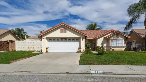 1251 Condor Way, San Jacinto, CA 92583