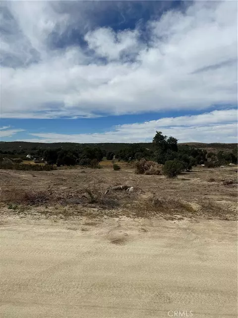 39 Sable Dr, Hemet, CA 92544 photo 3