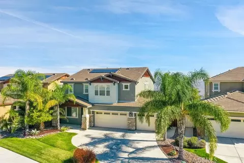 29271 N Crest Dr, Lake Elsinore, CA 92530