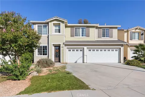 30302 Blue Cedar Dr, Menifee, CA 92584