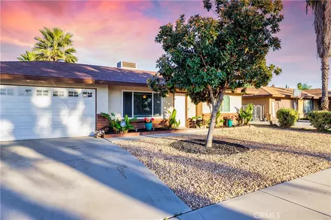 556 N Girard St, Hemet, CA 92544