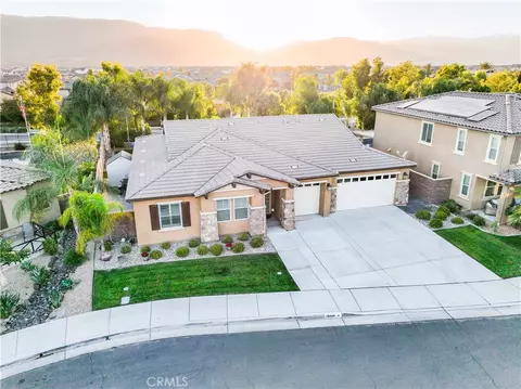 29349 Bullpen Way, Lake Elsinore, CA 92530