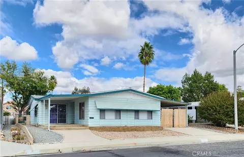 1270 Carlotta Dr, Hemet, CA 92543