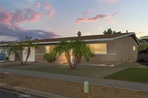 820 S Gilbert St, Hemet, CA 92543