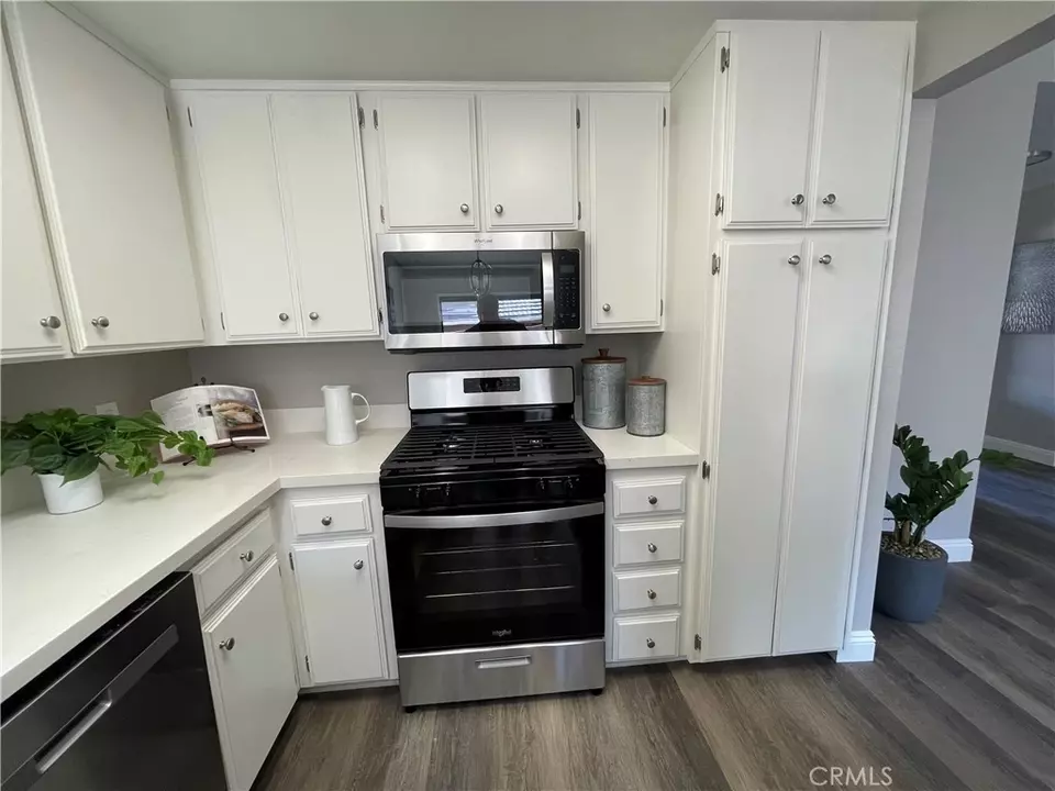 1352 Freedom Way, San Jacinto, CA 92583 19 Photos Movoto