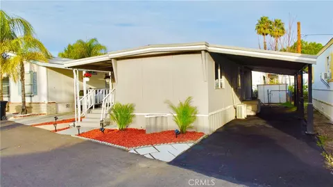 220 S Elk St #60, Hemet, CA 92543