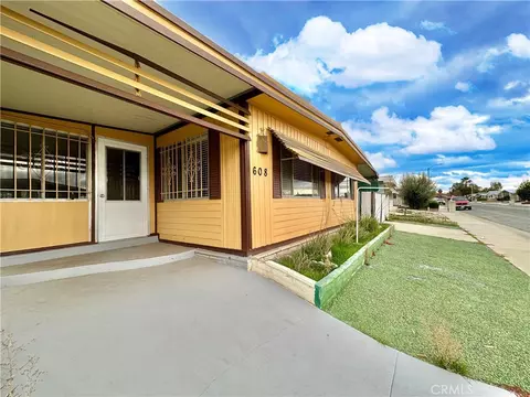 608 De Soto Dr, Hemet, CA 92543