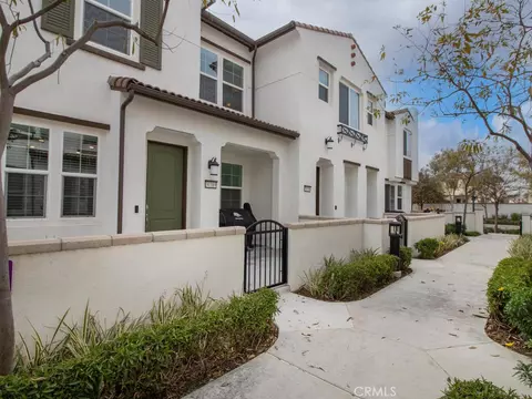 30389 Town Square Dr, Menifee, CA 92584