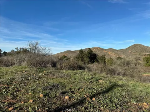 15 Orange, Menifee, CA 92584 photo 4