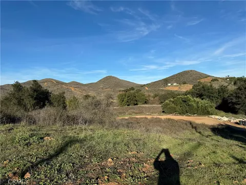 15 Orange, Menifee, CA 92584 photo 2