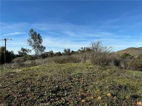 15 Orange, Menifee, CA 92584 photo 5