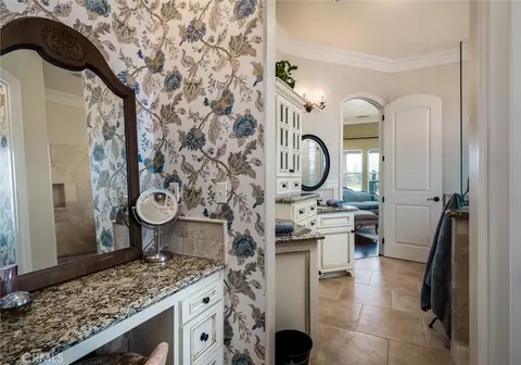 Bath - 14787 Wood Rd, Riverside, CA 92508 photo 3 of 8
