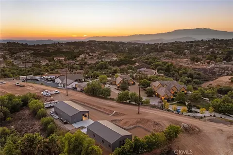 View/Area - 14787 Wood Rd, Riverside, CA 92508 photo 5 of 10