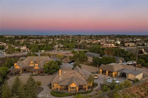 View/Area - 14787 Wood Rd, Riverside, CA 92508 photo 3 of 10