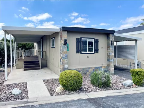 260 N Lyon Ave #95, Hemet, CA 92543