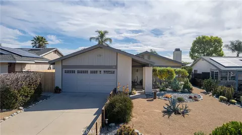 144 S Torn Ranch Rd, Lake Elsinore, CA 92530
